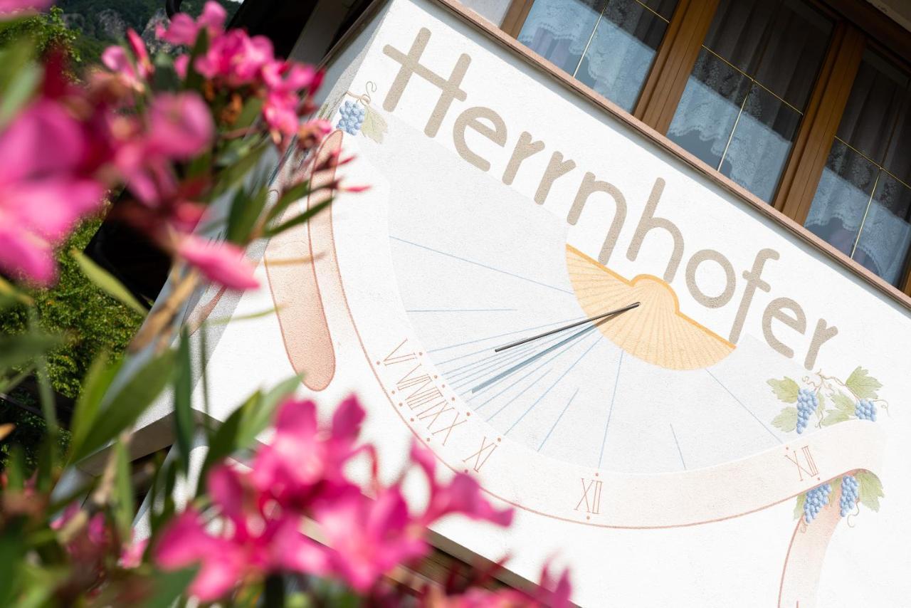 Apartments Herrnhofer Caldaro Dış mekan fotoğraf
